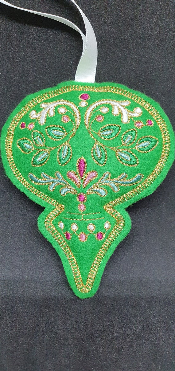 X057.   Festive filigree Christmas ornament - Bauble