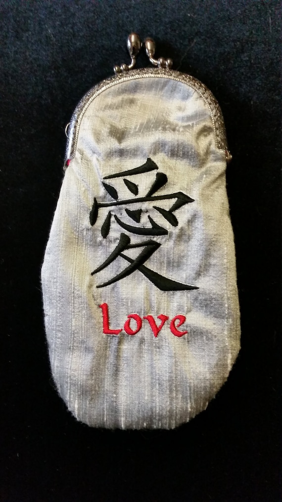 GC415.  Glasses case with love