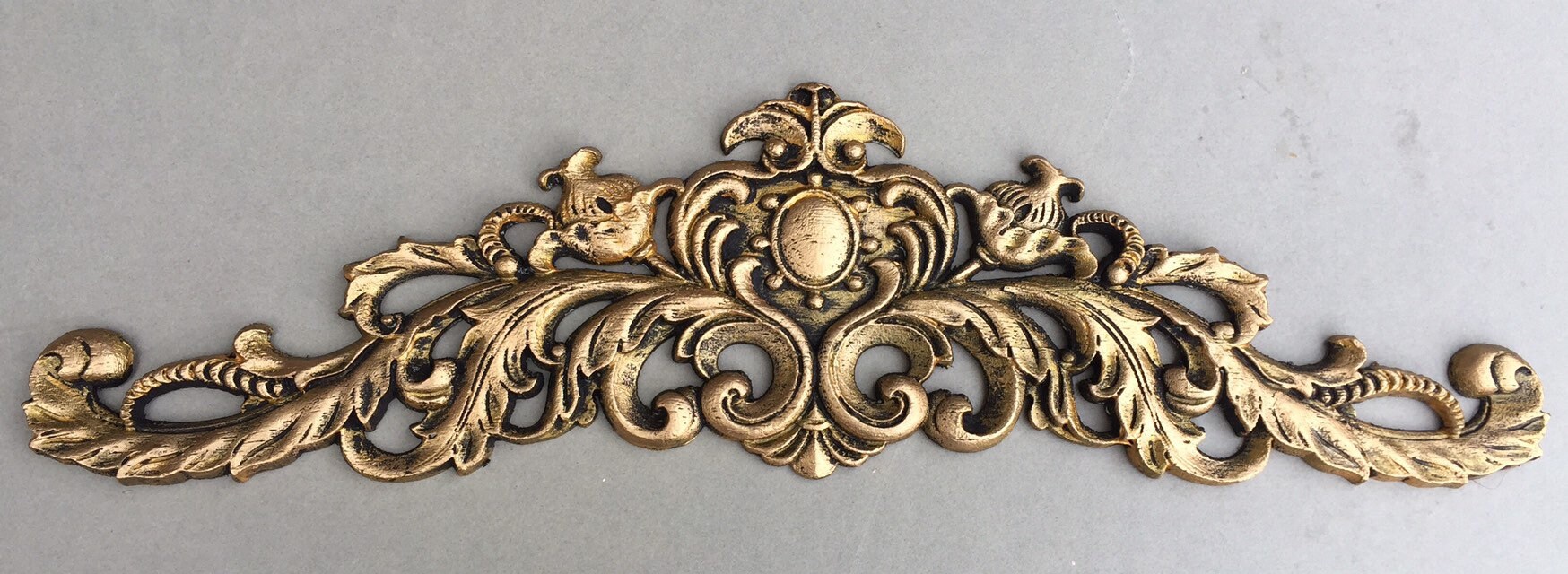 Pediments Large Ornate French Style Decorative Furniture Molding Pediments Large Ornate French Style Decorative Furniture Molding