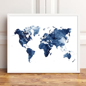 Impresión de mapas del mundo, cartel del mapa del mundo, acuarela del arte del mapa del mundo, azul y blanco, arte moderno de la pared, decoración del ministerio del interior, arte de viaje, arte imprimible