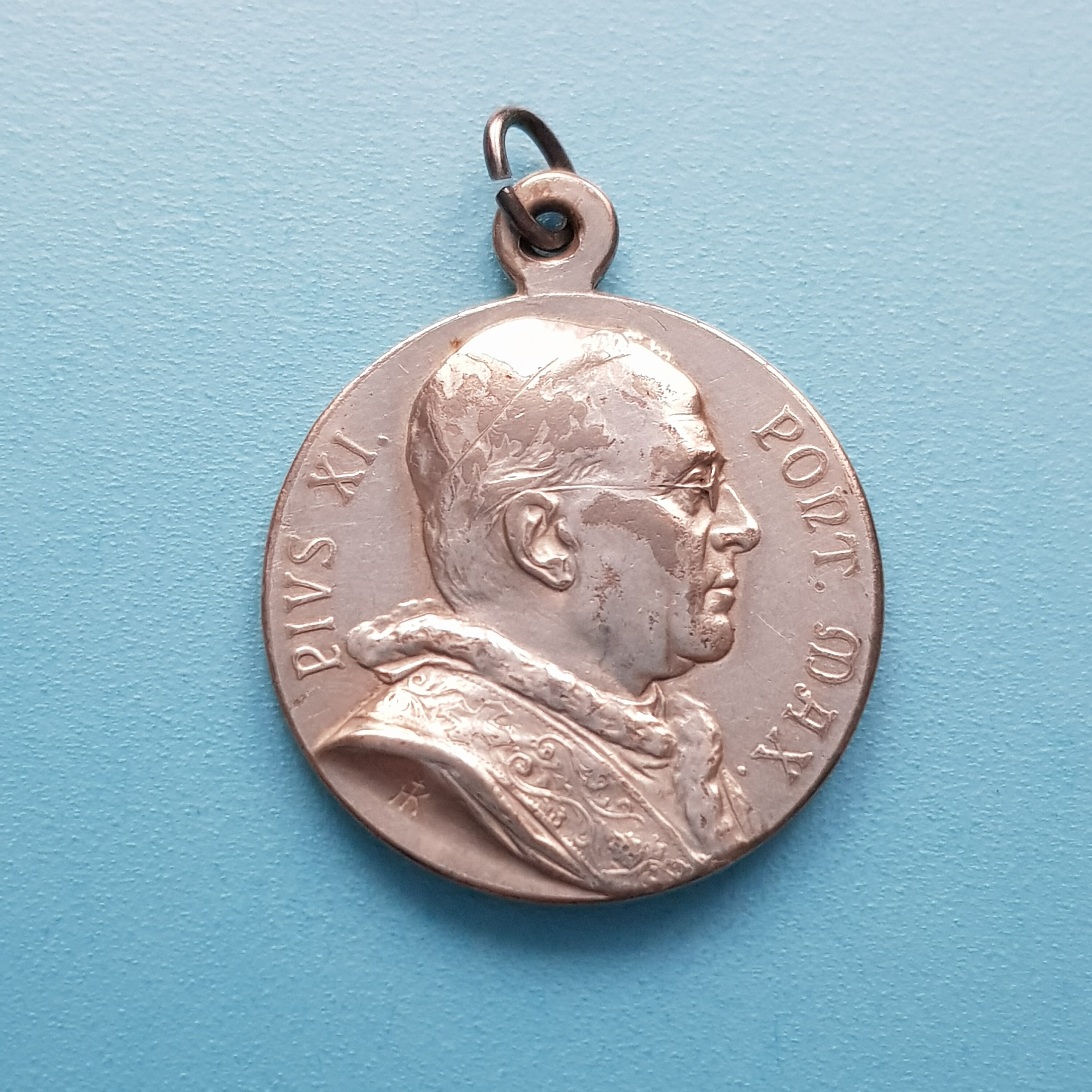 Pendentif Médaille Pie Xi et Sainte-Ile de Lisieux