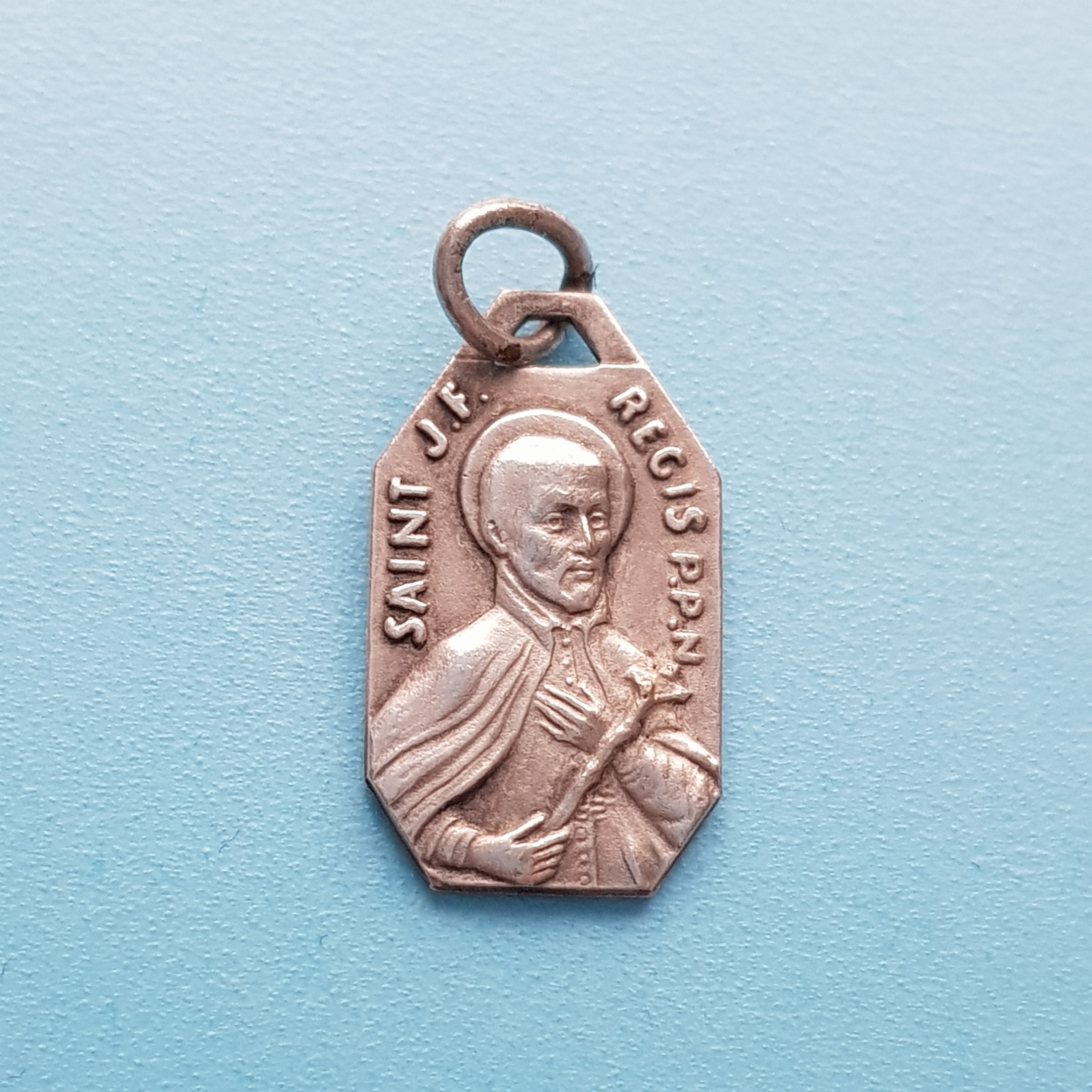 Pendentif de Médaille St Jean François Regis Vintage