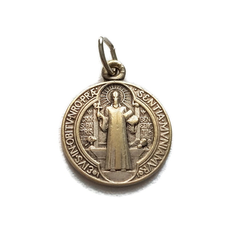 Médaille Saint-Benoît Millésimée, Pendentif Religieux