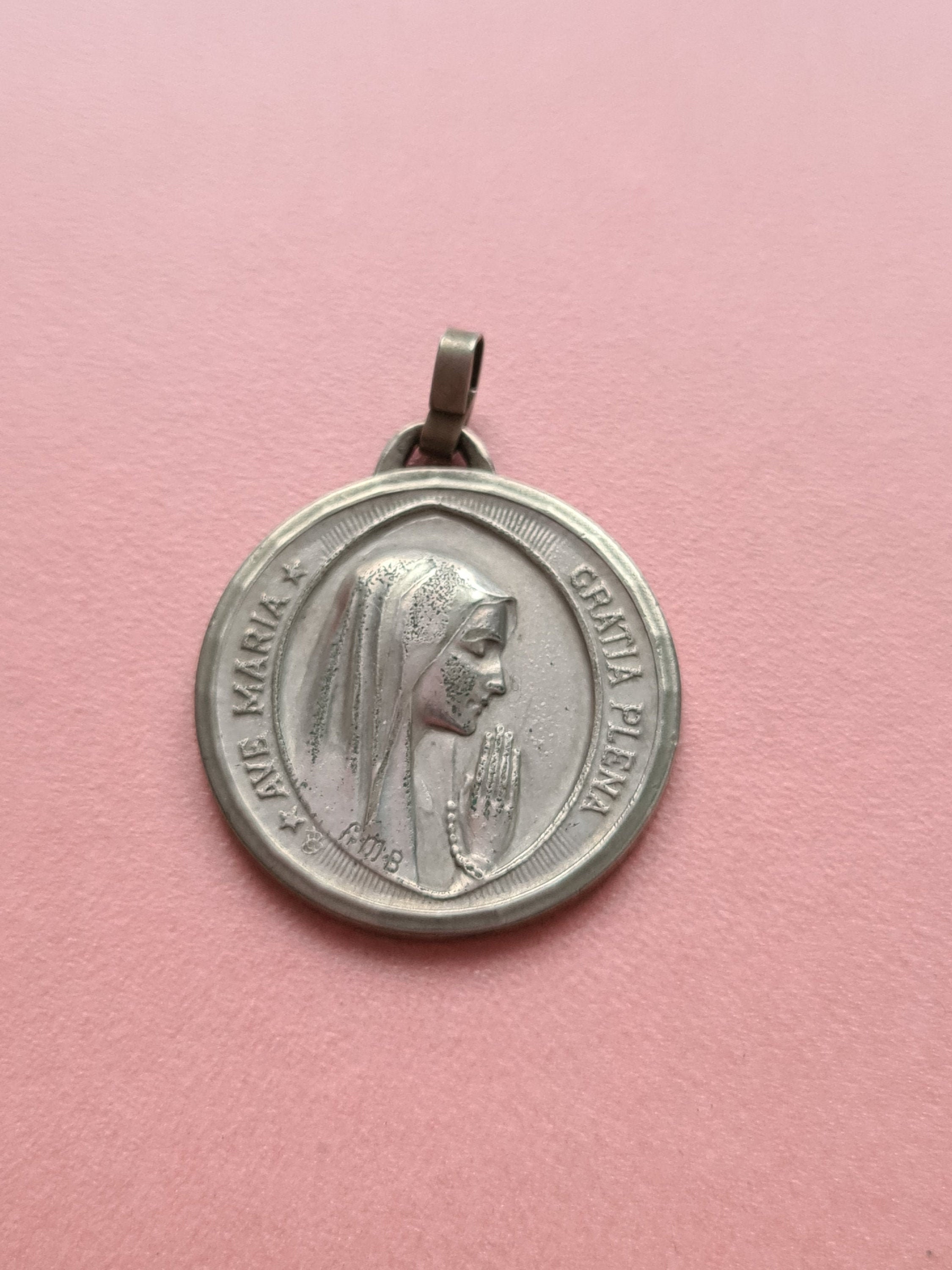 Pendentif Religieux de La Médaille Sainte Marie Lourdes, Charme Notre-Dame Lourdes