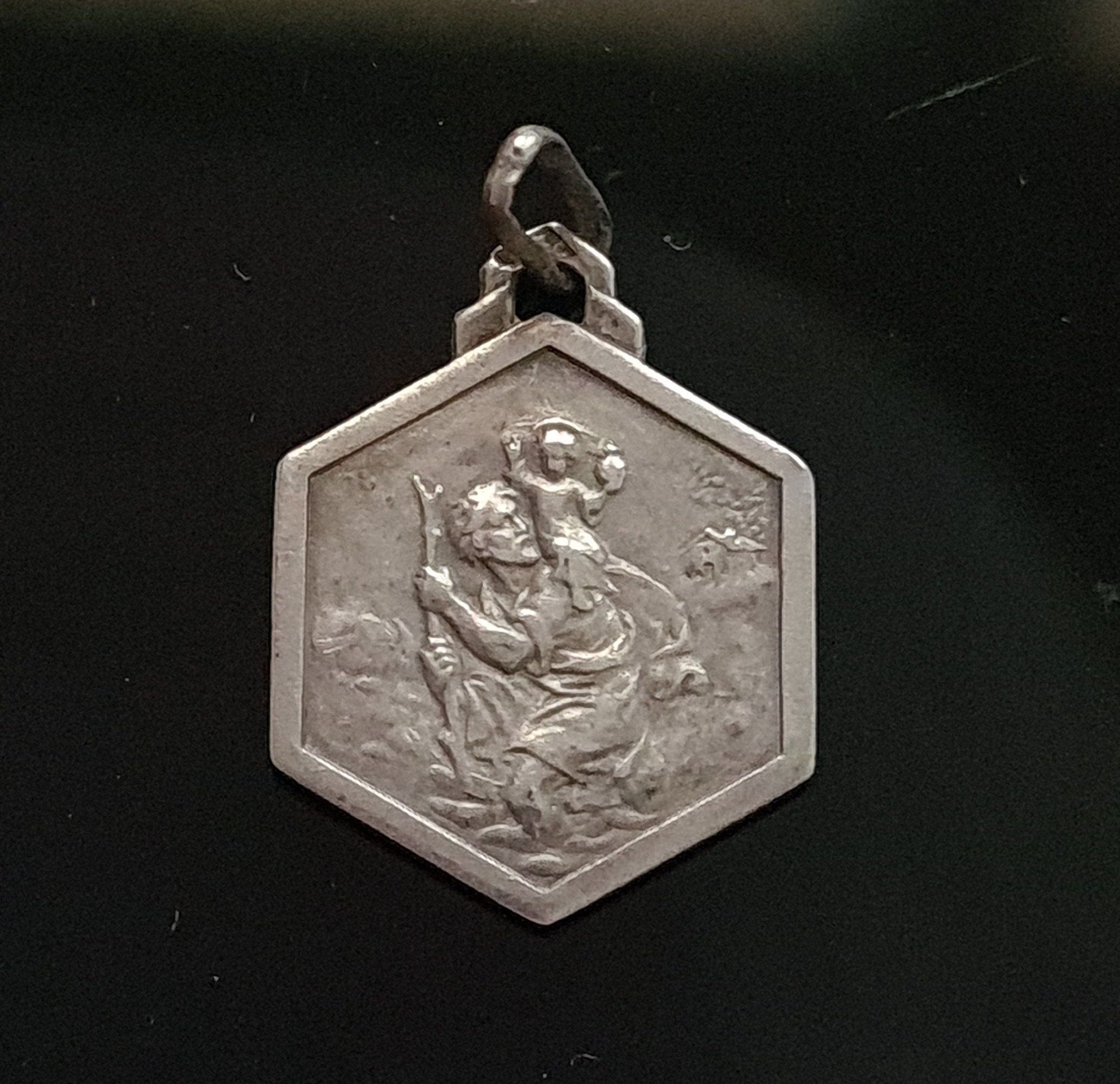 Médaille Antique de Saint-Christophe, Charme Religieux