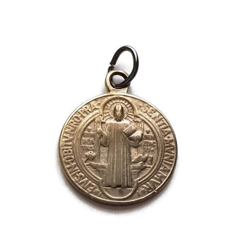Médaille Saint-Benoît Millésimée, Pendentif Religieux