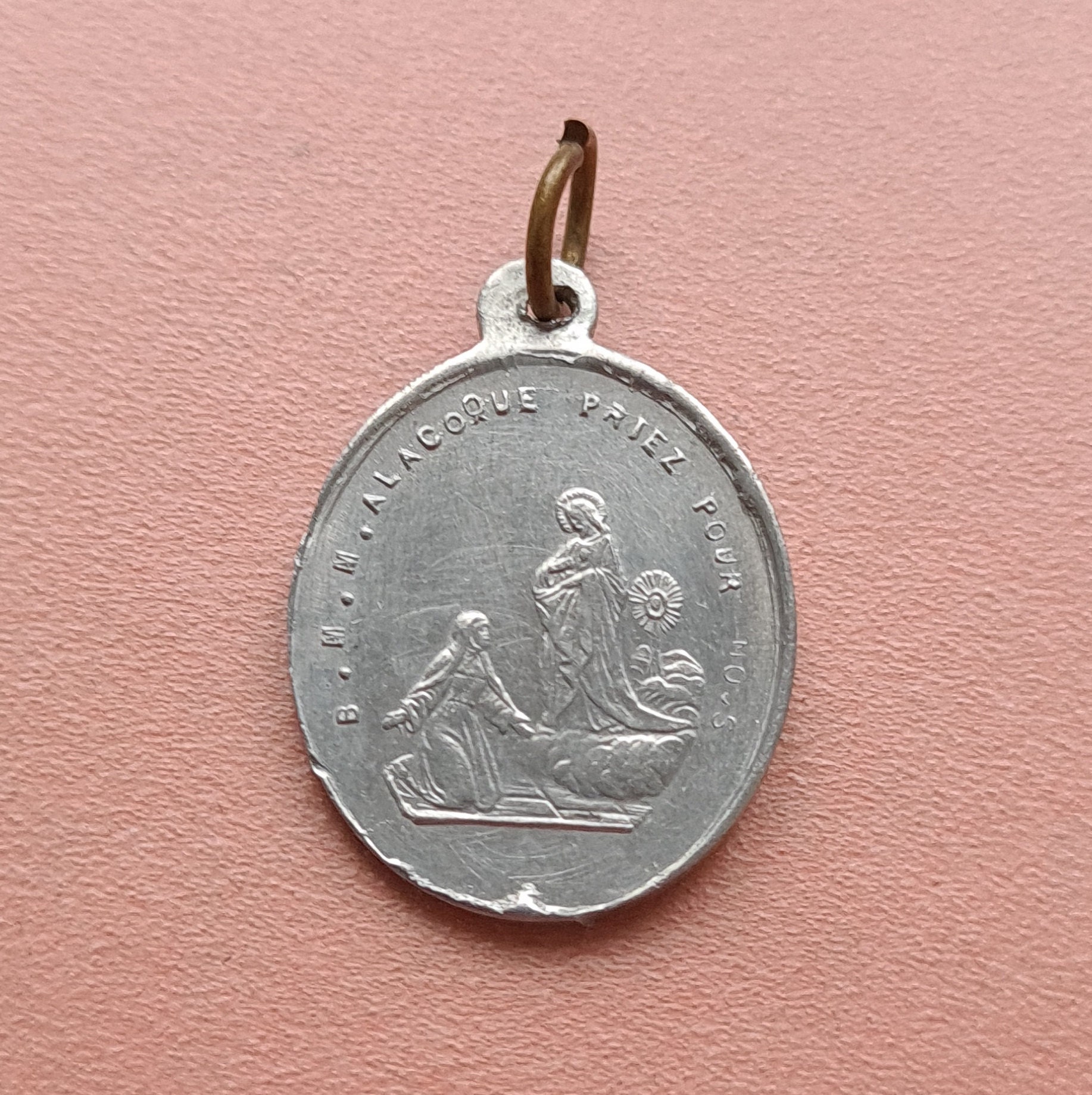 Médaille Sainte Marguaret Marie Alacoque, Charme Marguerite Marie, Aluminium