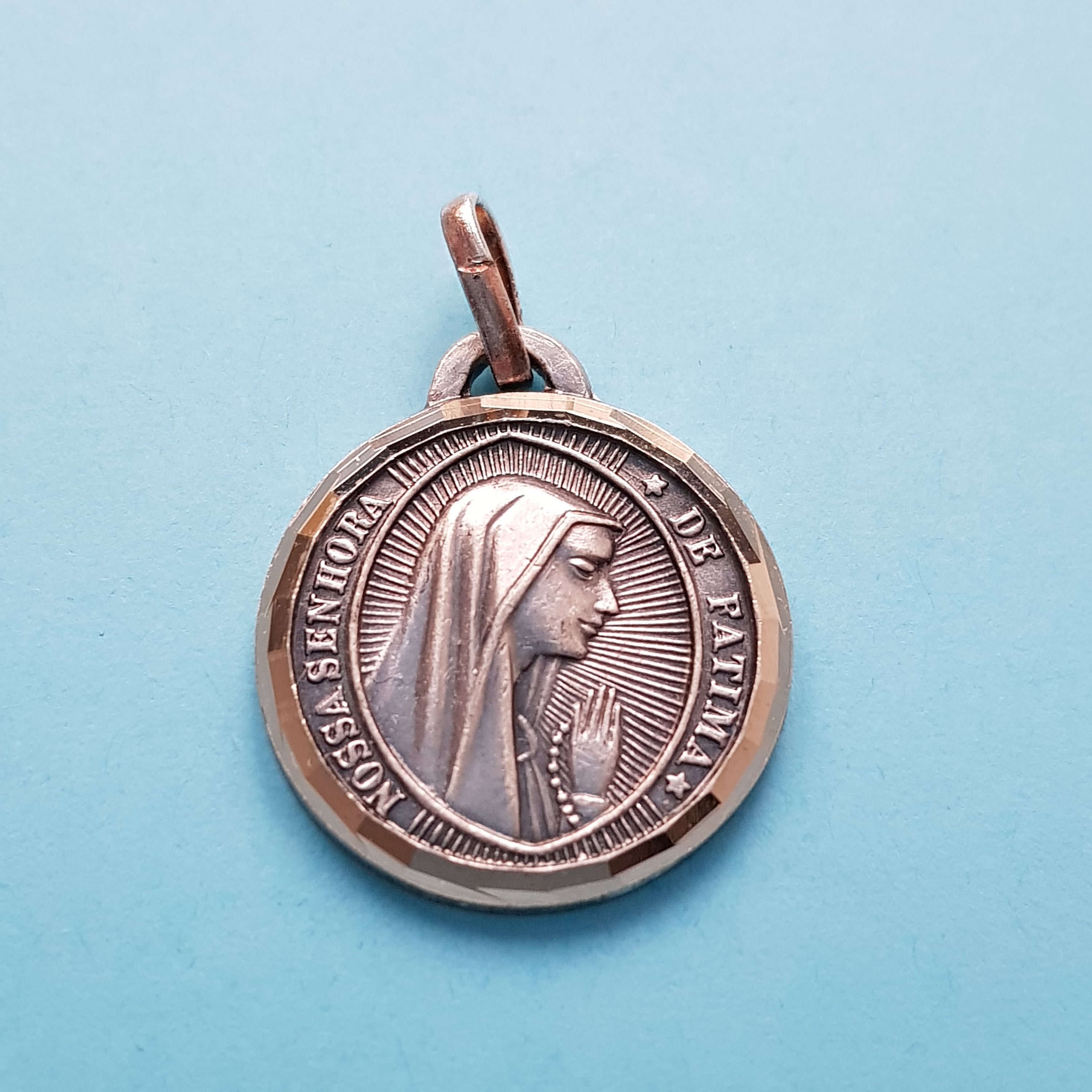 Médaille Notre-Dame de Fatima, Fatima Charm, Pendentif Sainte Vierge Marie