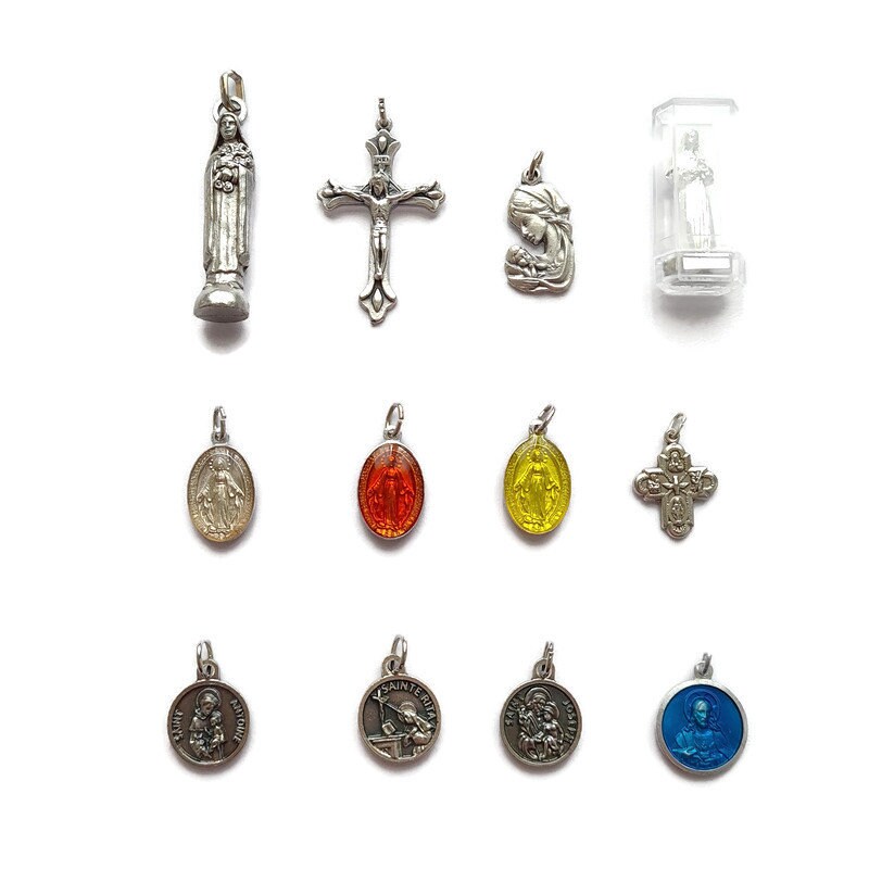 2Pcs Pendentifs Religieux, Mélanger et Assortir