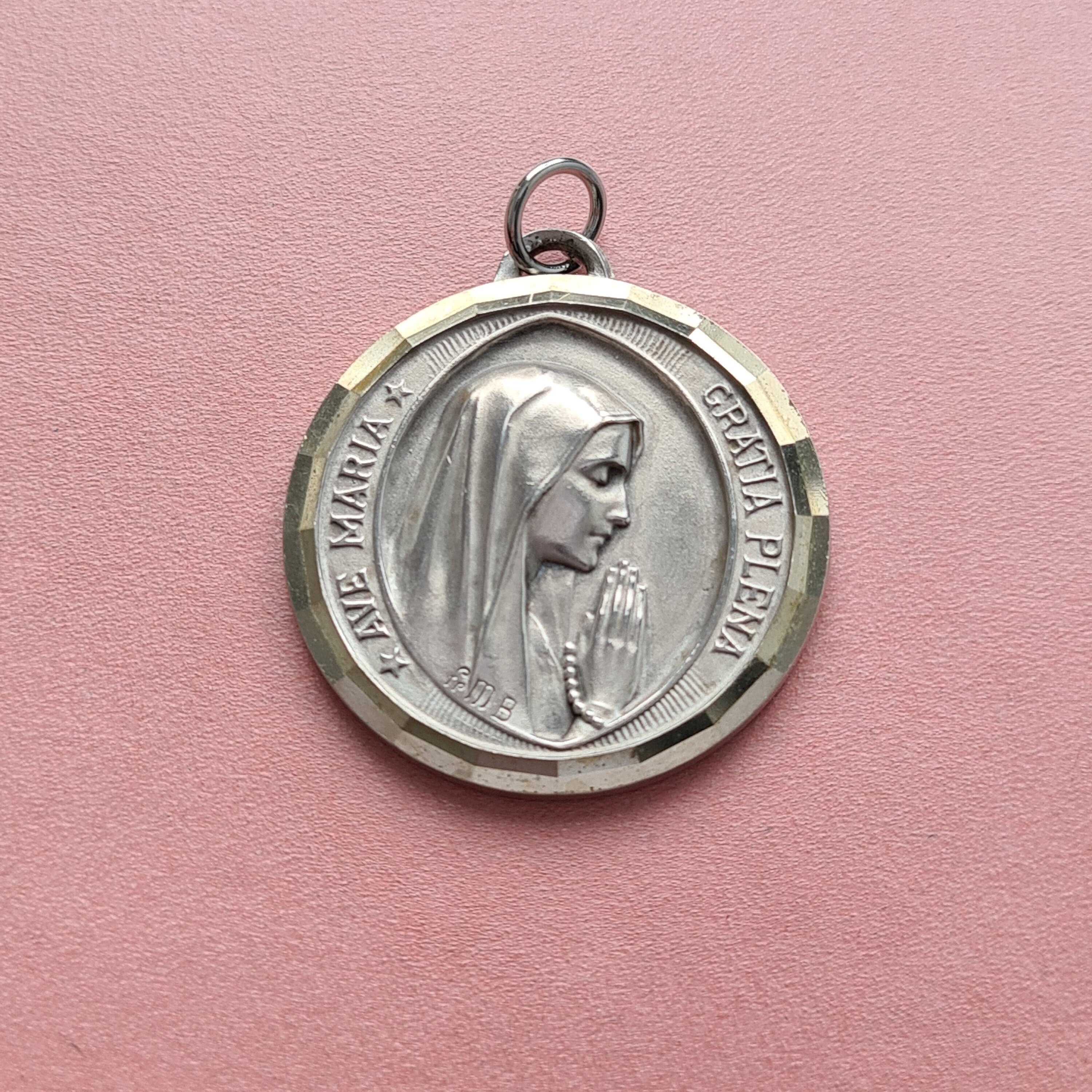 Grand Ave Maria, Pendentif Médaille Sainte Vierge Marie, Charme Notre-Dame de Lourdes