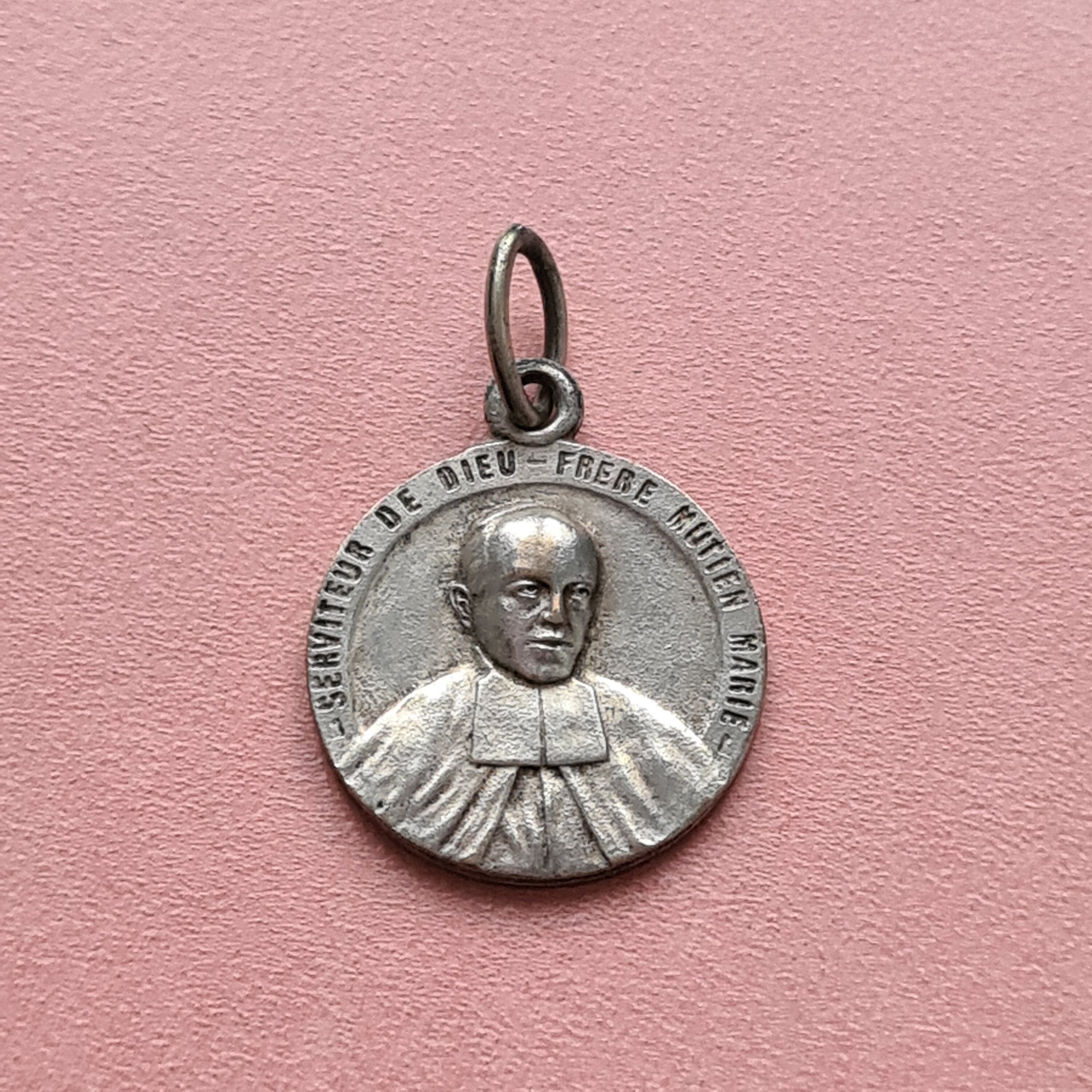 Pendentif Médaille Vintage Frère Mutien-Marie