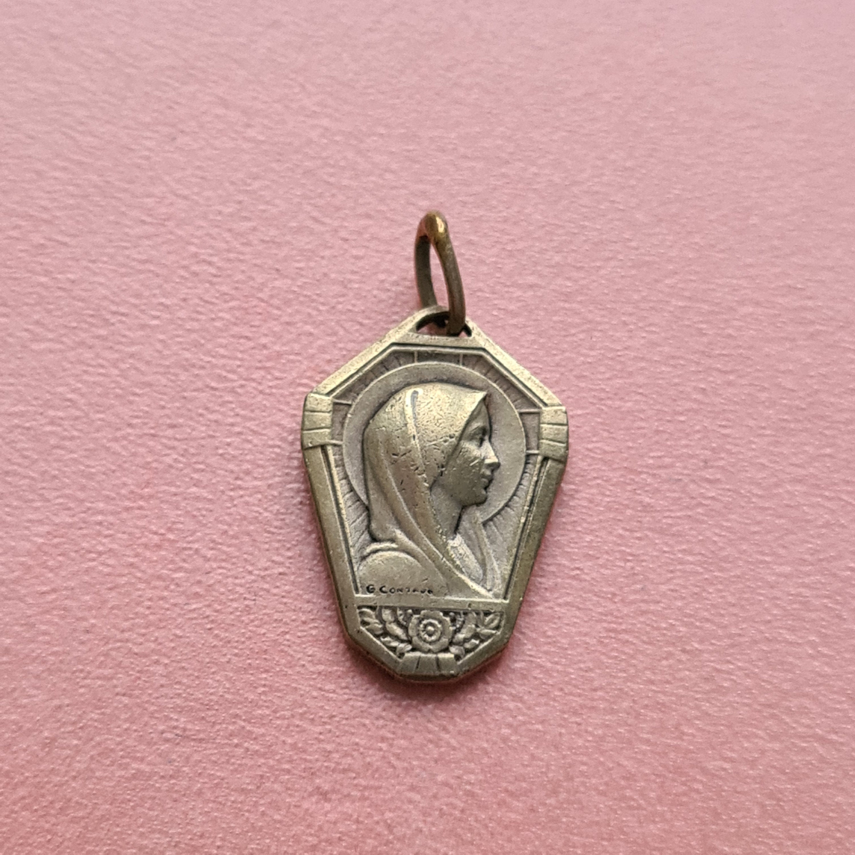 Médaille Notre-Dame de Lourdes Vintage Par Contaux, Bijoux Religieux, Médaille Chrétienne