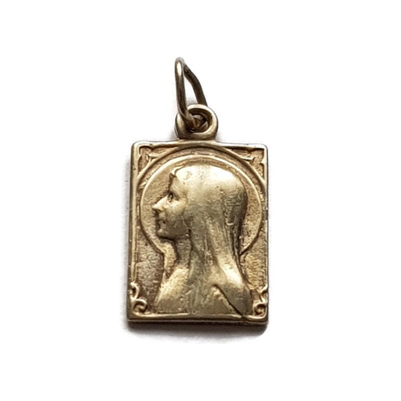Sainte Vierge Marie, Médaille de Lourdes, Charme Notre-Dame Lourdes