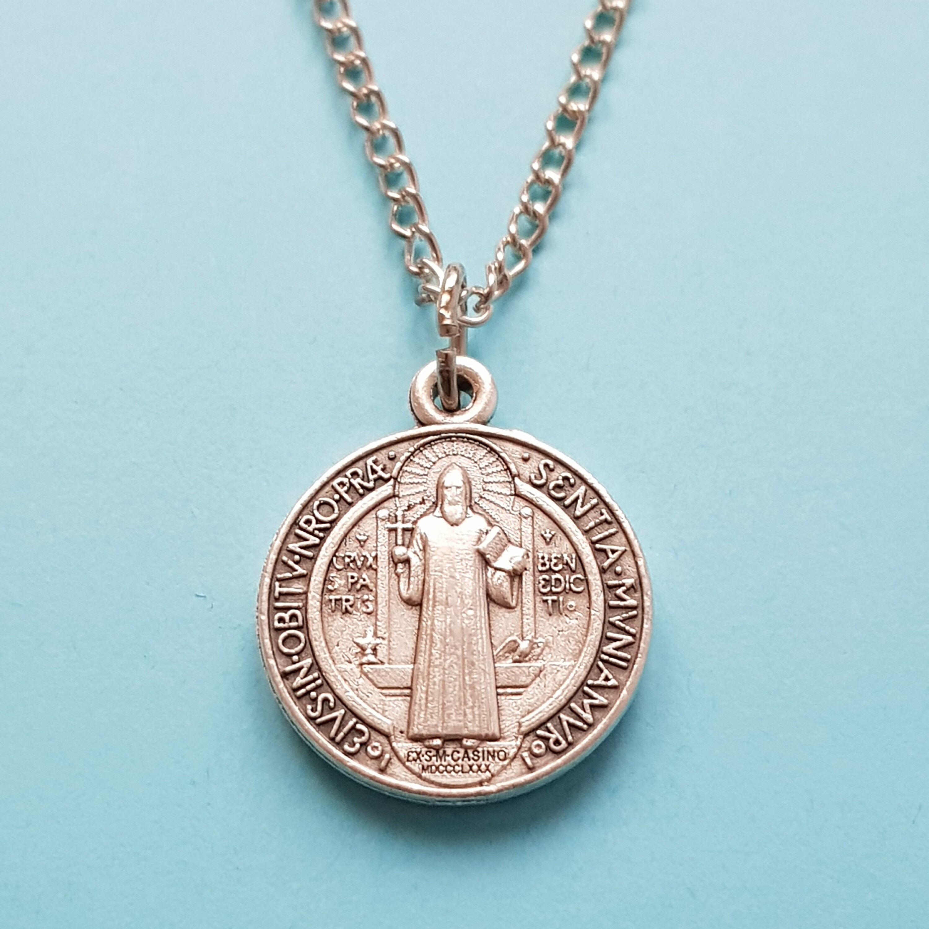 Collier Religieux Catholique de Pendentif Médaille Rue Benoît