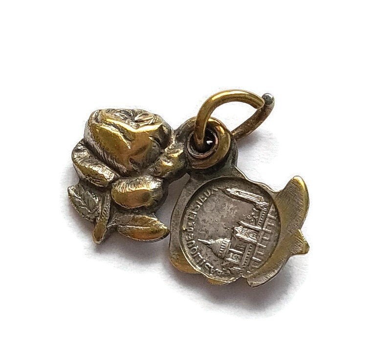 Pendentif Sainte-Ile de Lisieux, en Forme Rose, Souvenir Lisieux