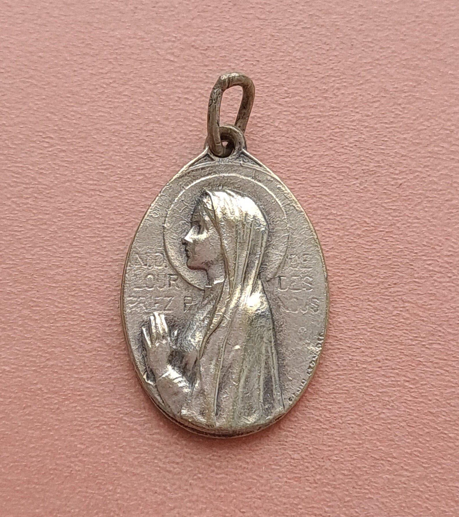 Vintage Notre-Dame de Lourdes Penin Médaille Penin