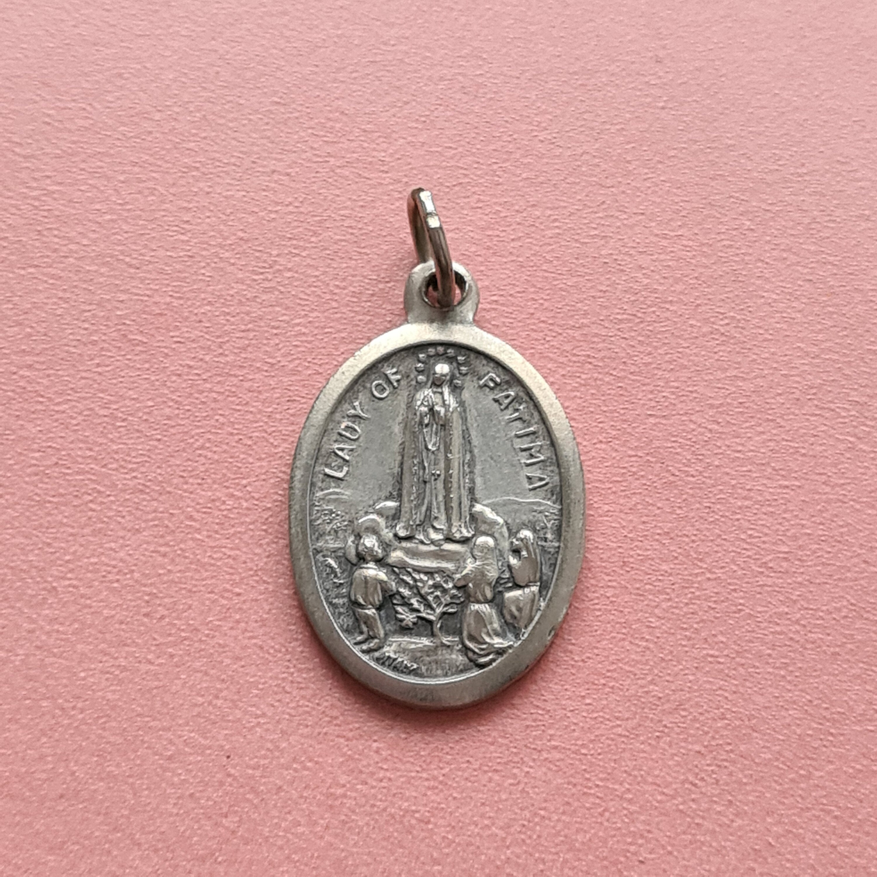 Pendentif de La Médaille Notre-Dame Fatima et Jésus, Vierge Marie, Charme Fatima, de Rosario Dame Fa