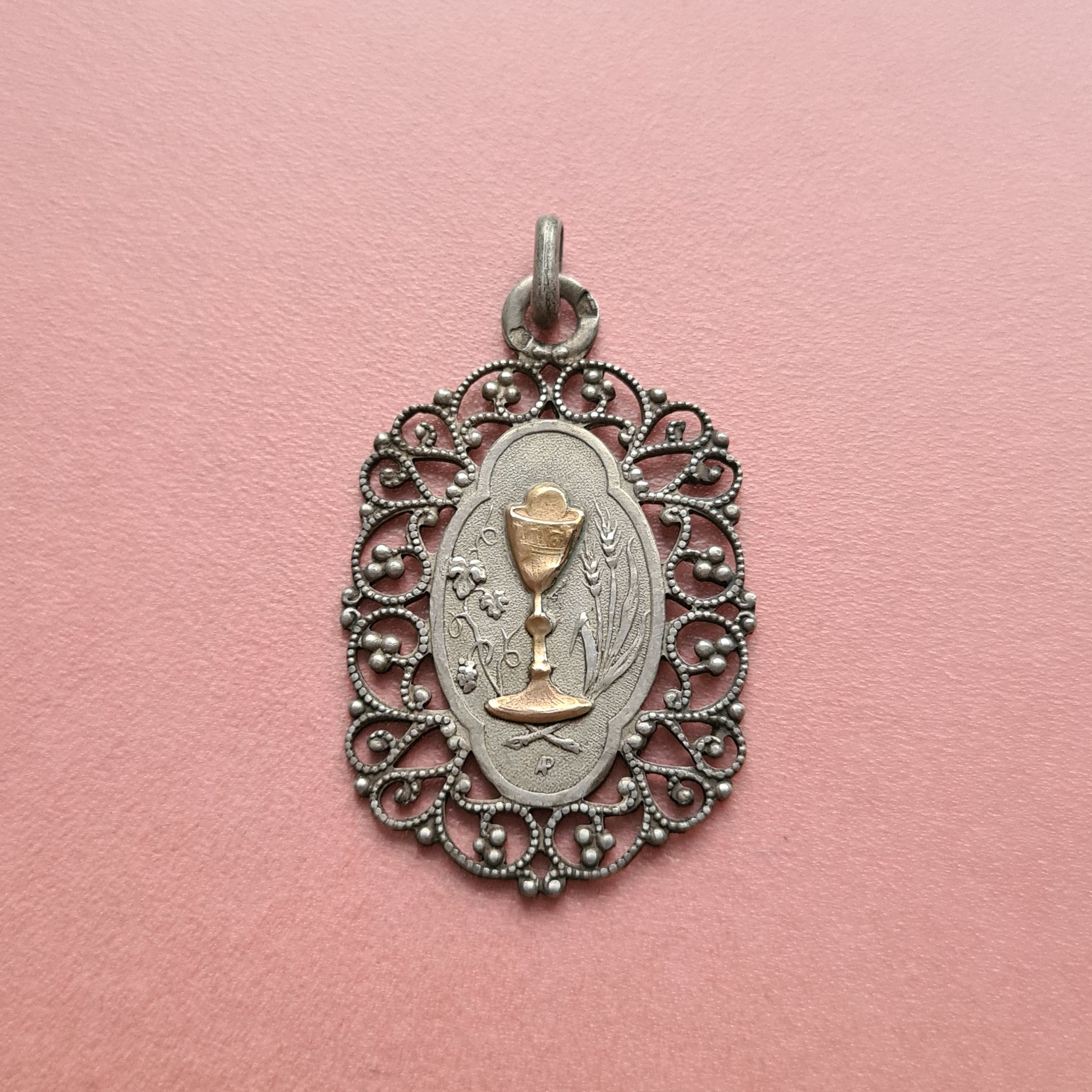 Pendentif Antique de Médaille Première Communion