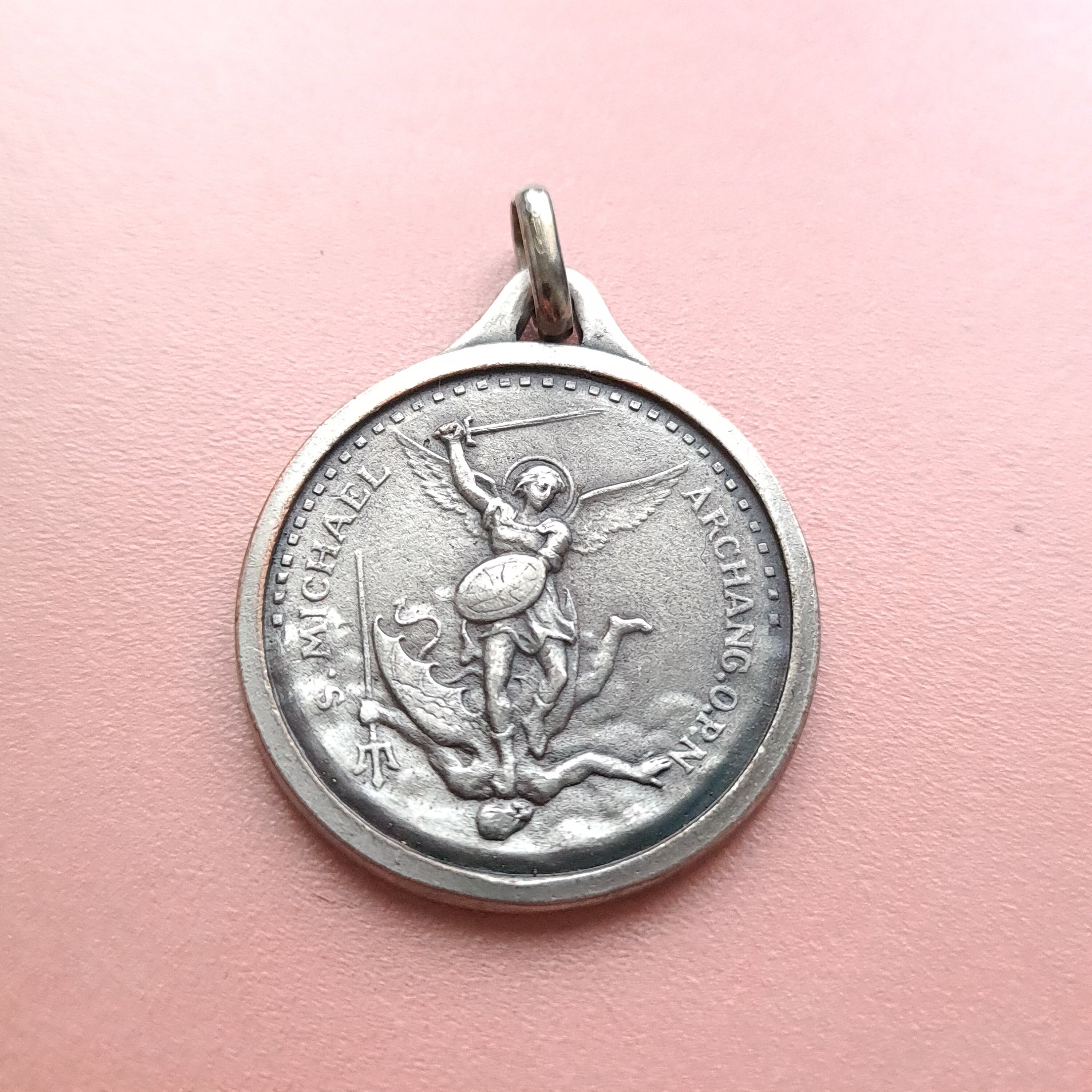 Grand Pendentif Religieux Catholique de La Médaille Saint-Michel Archange