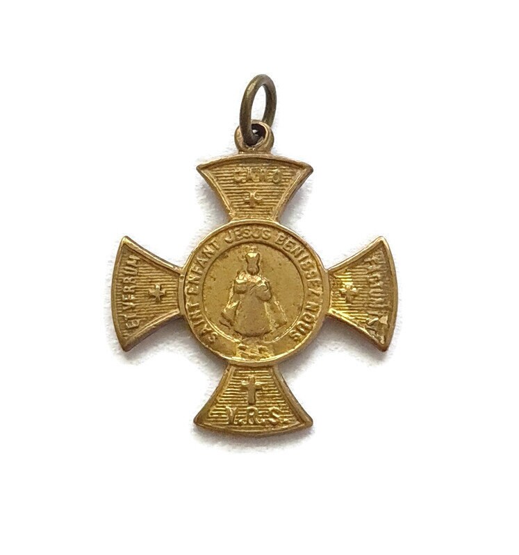 Collier de Médaille en Croix L'enfant Jésus Prague