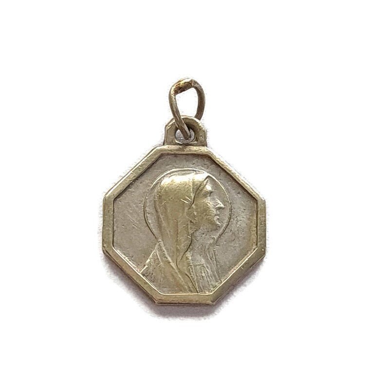 Sainte Vierge Marie, Médaille de Lourdes, Charme Notre-Dame Lourdes