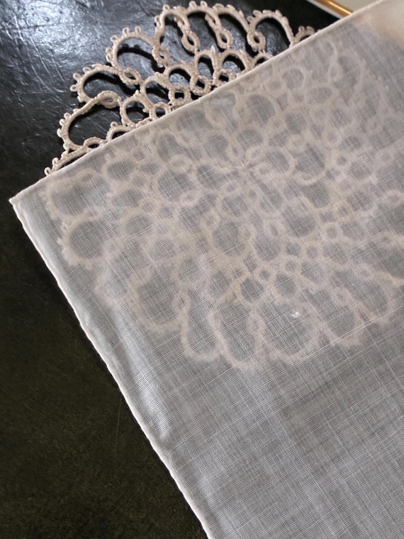 Vintage White Handkerchief Script Initial "E" ~ S… - image 8