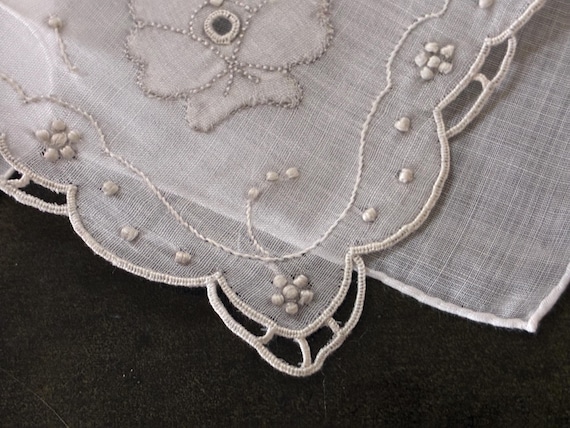 Vintage White Handkerchief Script Initial "E" ~ S… - image 10