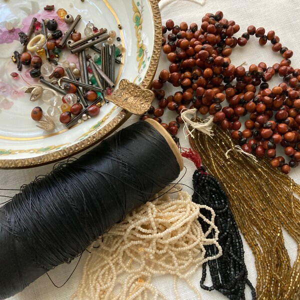 Victorian Bead/Jewelry Making Lot~Glass Bead Hanks~Pearly & Black~Brown Strands~Spool Black Cotton Three-Cord Thread Silk Finish