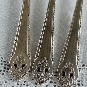 Antique Edwards - Etsy