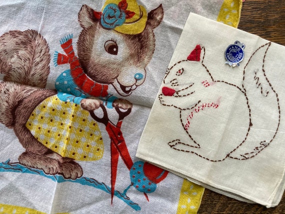 Embroidered and Appliqued SQUIRREL~Vintage Child'… - image 8