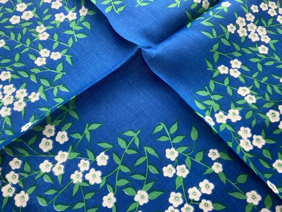 Blue Linen with White Flower Sprays~Vintage Handk… - image 4