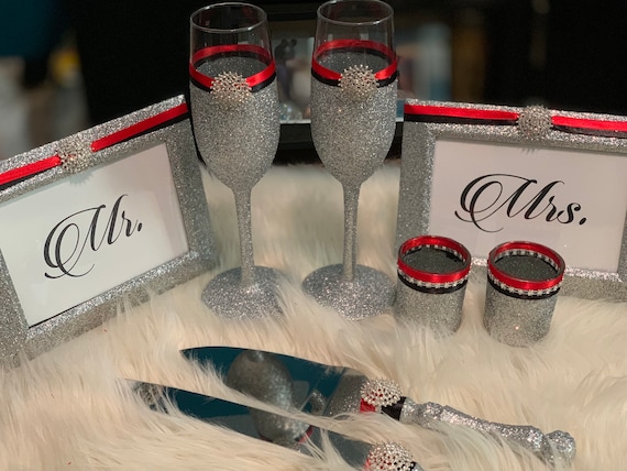 Toasting Set Red Black and Silver 8 Pc Wedding Set Toasting Flutes Cake Cutting Set Wedding Toasting Flutes Cake and Knife Set Etsy