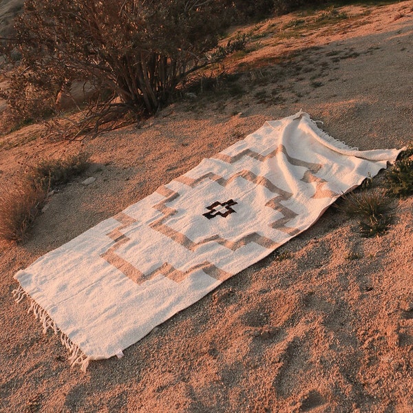 Whitesands // Handwoven Blanket