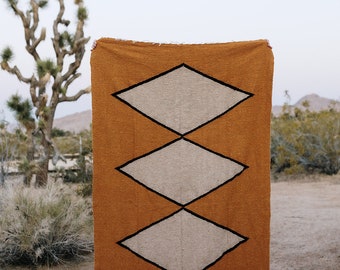 70s + Sunshine // Handwoven Blanket