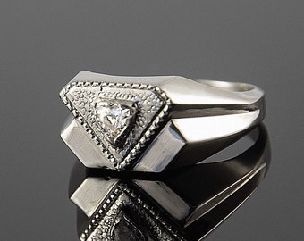 Art deco men ring, Triangle ring, Men triangle ring, Signet ring, Silver signet ring, Signet ring men, Gift for husband, Ring for husband