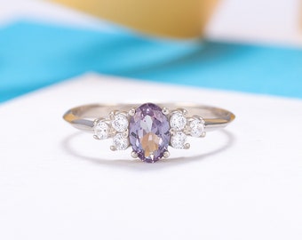 Alexandrite promise ring, Alexandrite engagement ring, Gemstone ring, Birthday gift for her, Unique silver promise ring, Anniversary ring