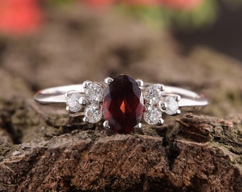 925 Sterling Silver Dainty Art Deco Garnet Engagement Ring
