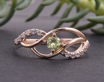 Peridot ring, Cute ring, Multistone ring, Fine ring, Twist ring, Birthstone ring, Gemstone ring, Custom stone ring, Personalize ring