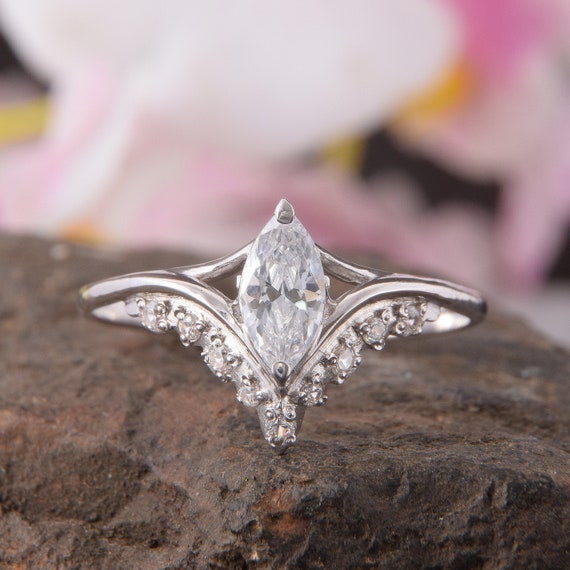 Unique 925 Sterling Silver Art Deco Womens Engagement Ring