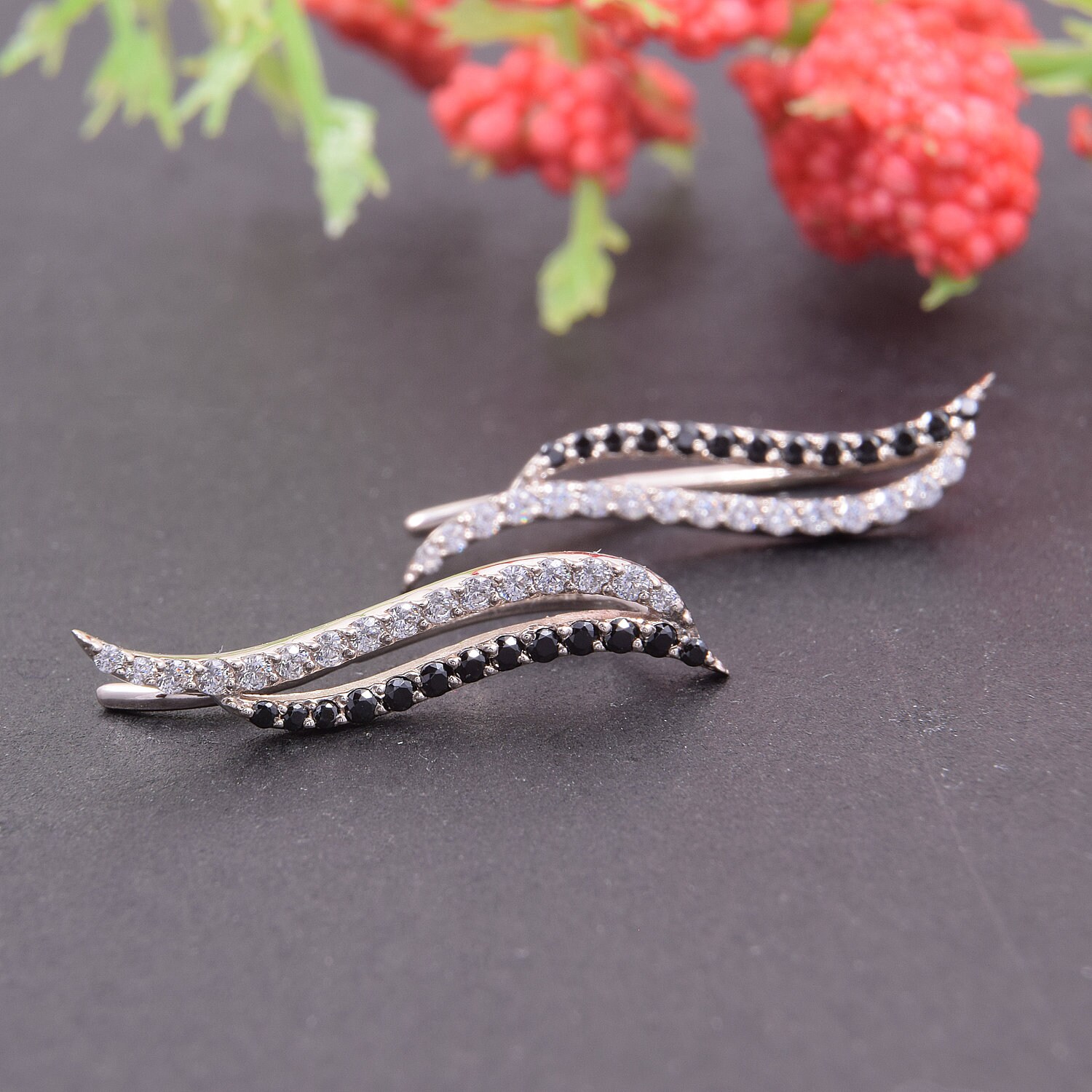 ASPEN CLIMBER EARRINGS - GOLD