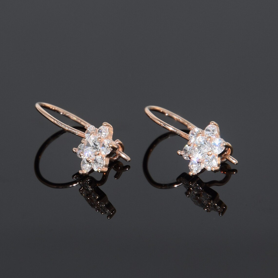 Rose gold earings Flower earrings Small earrings Dainty Etsy