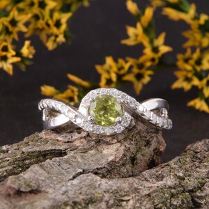 Damen Peridot Verlobungsring, Sterling Silber Peridot Versprechensring für sie, Einzigartiger Peridot Ring, Art-Deco-Silberring, Peridot Schmuck