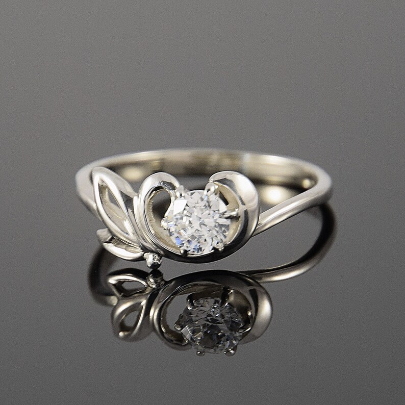 Pretty ring Small ring Gift for girlfrined Petite ring Promise ring Tiny ring Elegant ring Dainty ring Cute ring Delicate ring
