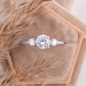 Sterling silver 1ct round cz leaf engagement ring, Promise ring for her, Dainty & simple 3 stone setting engagement ring,Silver wedding ring