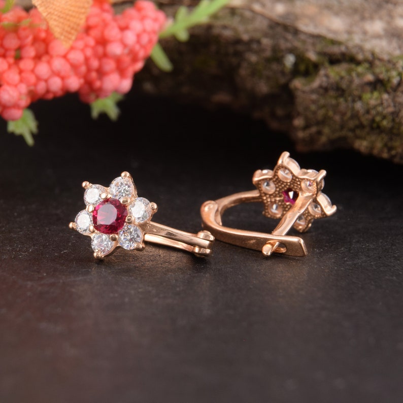 Flower earrings Children earrings Everyday earrings Girls earrings Rose gold earrings Women gold earrings 14k gold earrings
