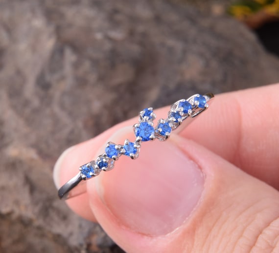 Sapphire wedding bands for deals her