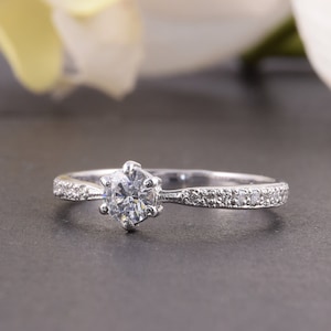 Anello promessa donna, Anello promessa per lei, Anello di fidanzamento argento, Anello di fidanzamento Cz, Anello argento donna, Anello delicato, Anello elegante, Anello piccolo