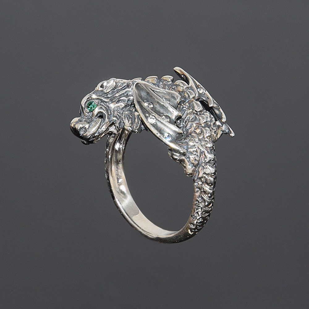 Cartier dragon online ring