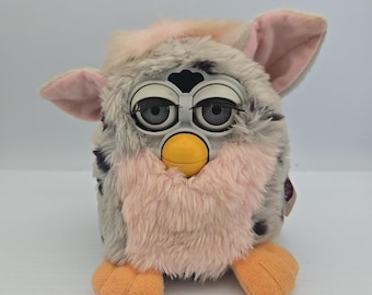 Furby vintage original de 1998, electrónico, rosa, gris, leopardo, con etiqueta, no funciona.