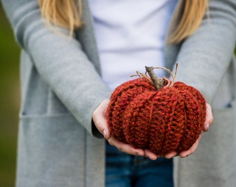 Crocheted Pumpkin Decor || Thanksgiving Fall October Decor